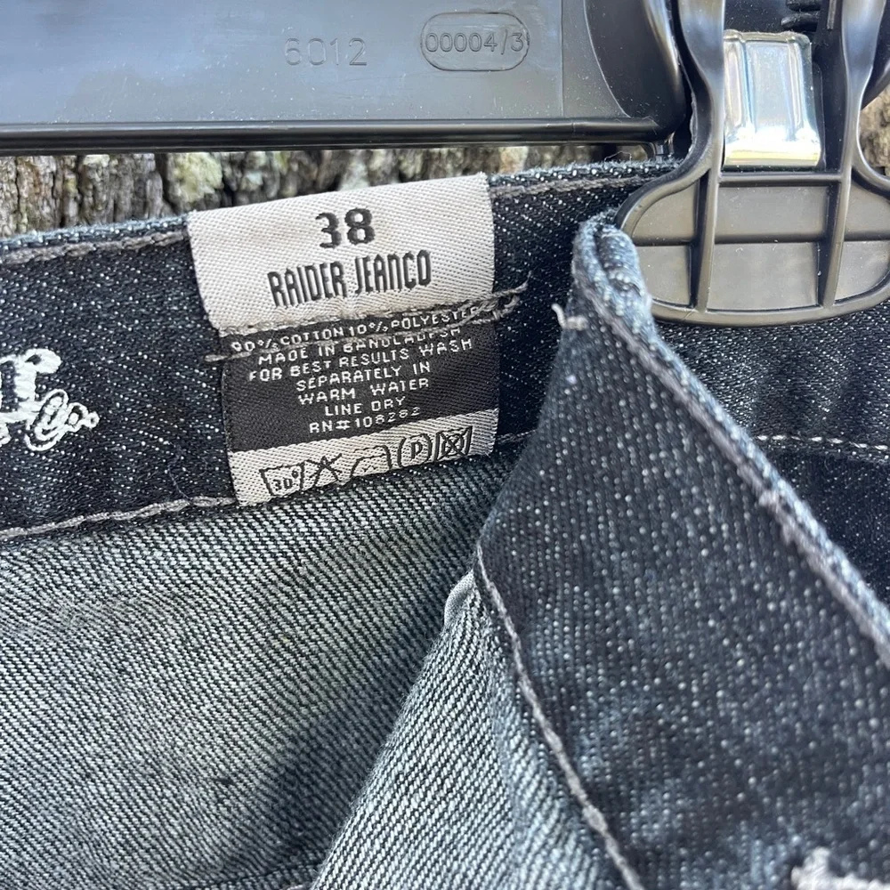 Raider Jean Co. Infringement men’s dark blue wash long baggy shorts, size 38.​ - Picture 6 of 10